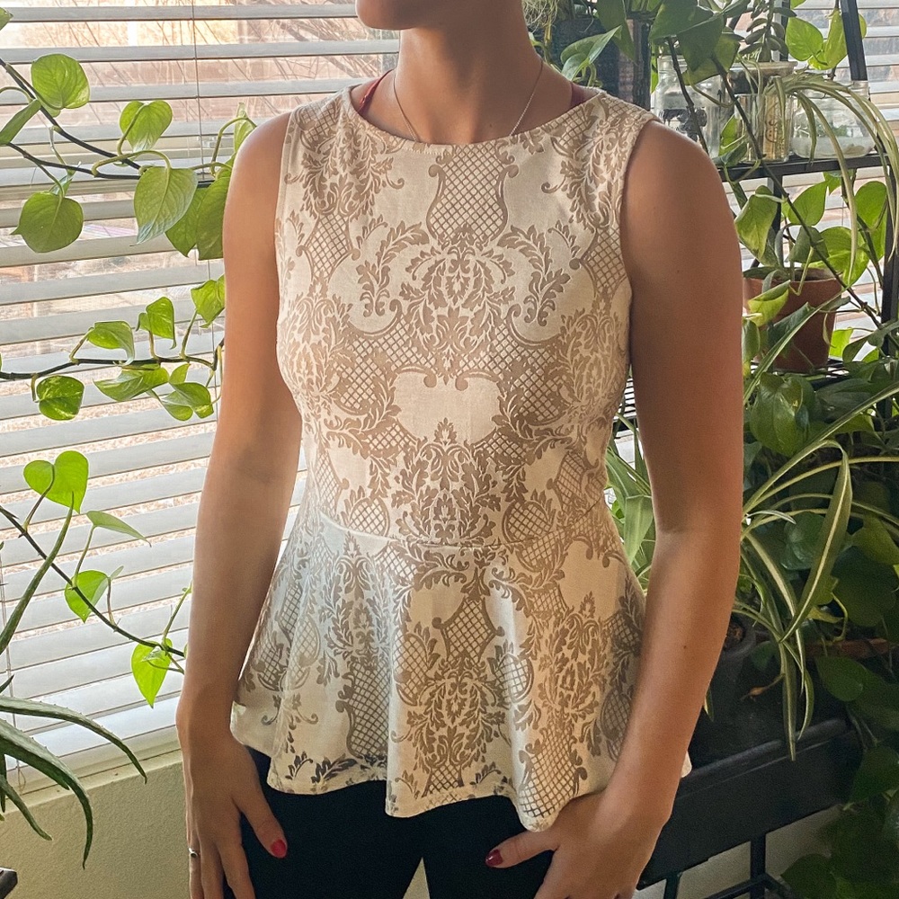 Tan and white flowy tank